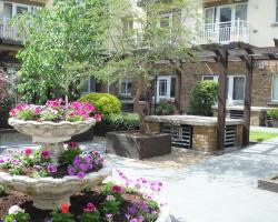 Halfpenny Bridge Holiday Homes - Garden