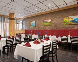 Travelodge by Wyndham Conference Centre & Suites Whitecourt