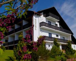 Garni Hotel & Ferienwohnungen Seeschlößchen