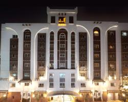 Al Liwan Suites