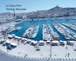 Le Pytheas Vieux Port Marseille