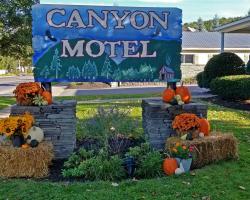 Canyon Motel