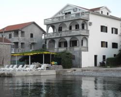 Apartments Petrović