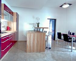 Angel Apartments