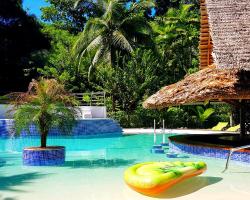 3 Bamboo Eco Lodge