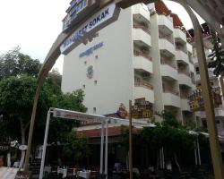 Mola Hotel