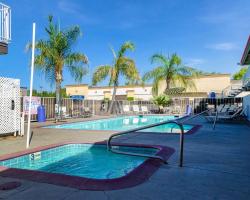 Motel 6-Fresno, CA - Yosemite Hwy