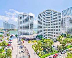 Four Ambassadors Apartments