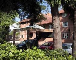 Parkside International Hotel