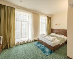 Отель Алмаз