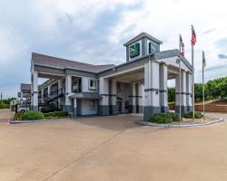 Quality Inn & Suites Canton