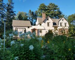 Pinehurst Inn Bed & Breakfast