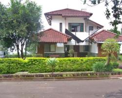 Villa Chava Bata-Ciater Highland Resort