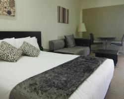 Injune Motor Inn