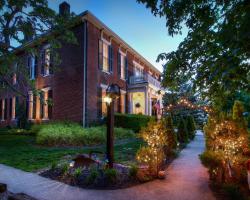 Historic Maple Hill Manor Bed & Breakfast