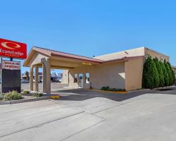 Econo Lodge Inn & Suites