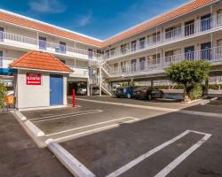 Motel 6 Monterey Park