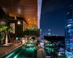 Au Lac Legend Hotel