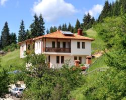 Eco House Family Hotel