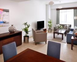 Mövenpick Apartments Bur Dubai