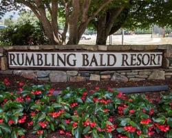 Rumbling Bald Resort