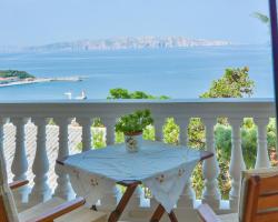 2-Bedroom Apartment with Sea View