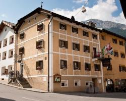 Hotel Alpina
