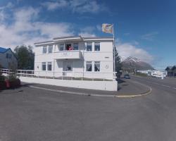 Dalvík Hostel Gimli