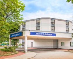 Howard Johnson by Wyndham Kitchener Conestoga