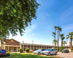 Howard Johnson by Wyndham Scottsdale Old Town