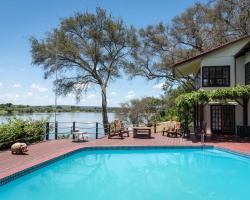 Kayube Zambezi River House