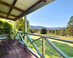 Cabin 27 @ Kangaroo Valley Golf & Country Club - Valley Views