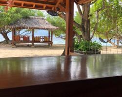 Biru Meno Beach Bungalows