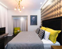 Crown Sea Apart Hotel