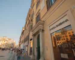 Piazza di Spagna Suites