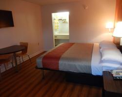Motel 6-Warner Robins, GA