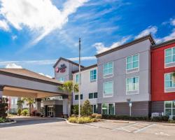 Best Western Plus Chain of Lakes Inn & Suites