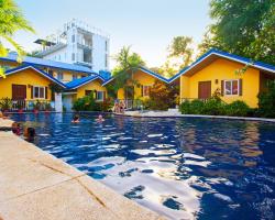 Blue Lagoon Inn & Suites