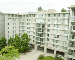 Simon Hotel at Simon Fraser University