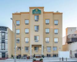 La Quinta by Wyndham Brooklyn East