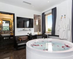 JC Hotel