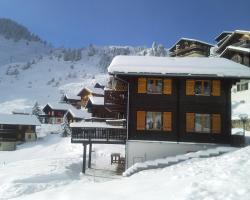 Chalet Valaisia