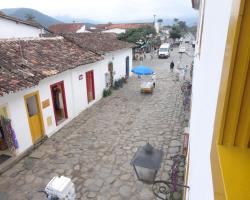 Casa Blanca Paraty Hostel