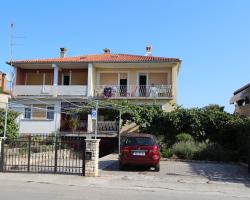 Apartments & Rooms Orhidea