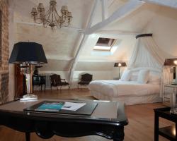 Le Domaine Chateau du Faucon