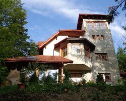 Vila La Costilei