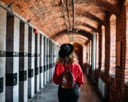 Saintlo Ottawa Jail Hostel