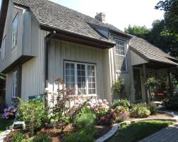 Cedar Gables Bed & Breakfast