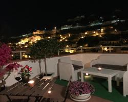 Holiday Rooms Portale Pirrera