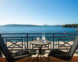 Thalassa Apartments 